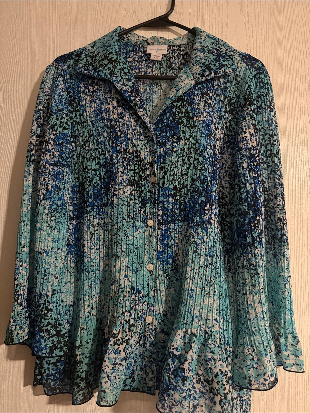 Jaclyn Smith Aqua Blue Abstract Print Button-Down Top